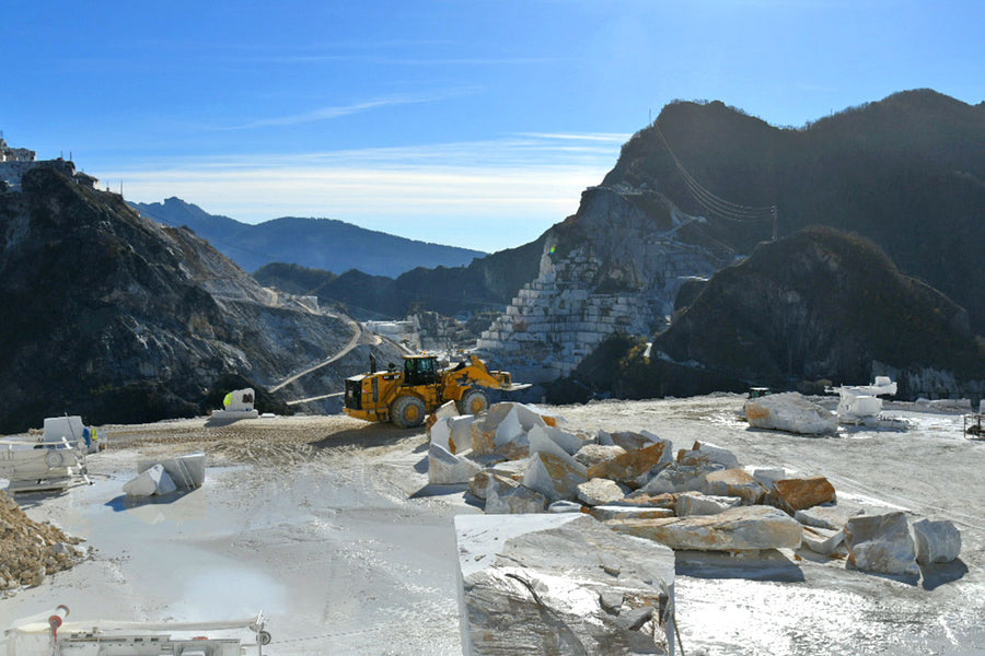 Mengenal Marmer Carrara, Sejarah, dan Keunikannya